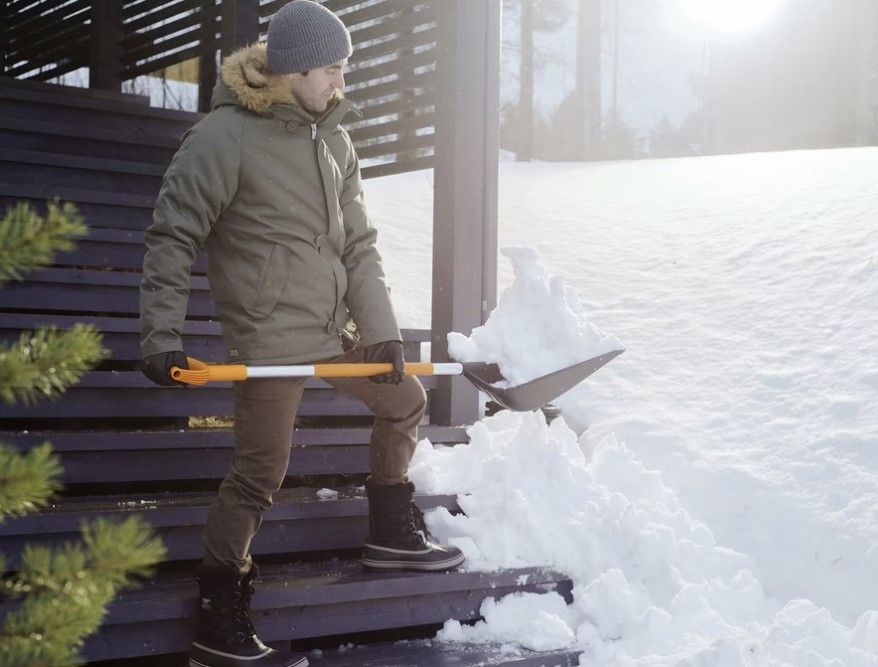 FISKARS SNÖSKYFFEL SNOWXPERT - FS1062827