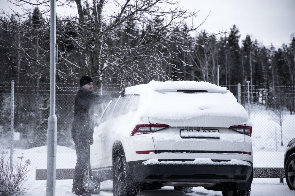 BILBORSTE VIAKN FÖR LÖS SNÖ. - 931.521552