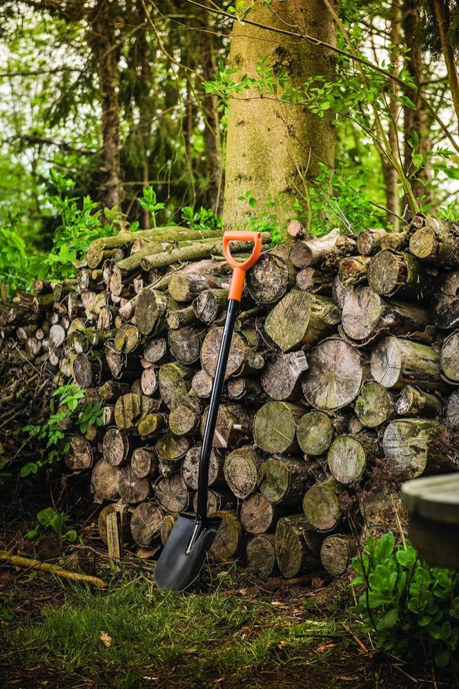 FISKARS SPETSSPADE SOLID XL - FS1067516
