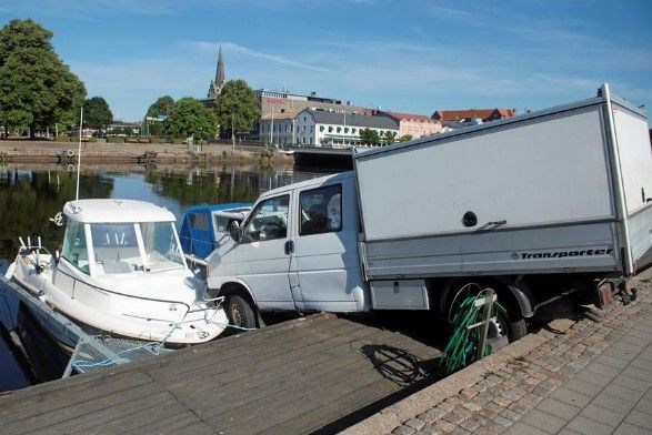 ASSISTANCEKÅREN LÄTT LASTBIL - ASSI2