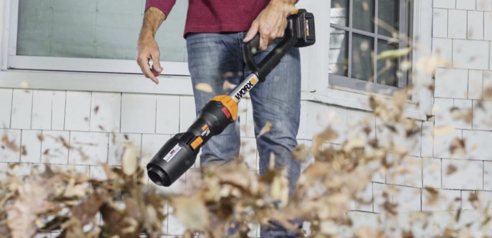 WORX LÖVBLÅS 20V BATTERIDRIVEN - WX008